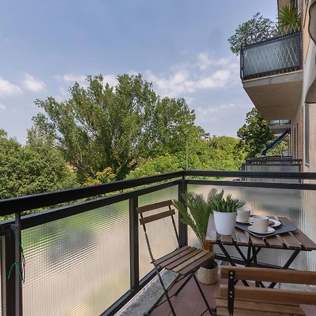 Prospettiva Corso Giovecca Apartment Ferrara Bagian luar foto