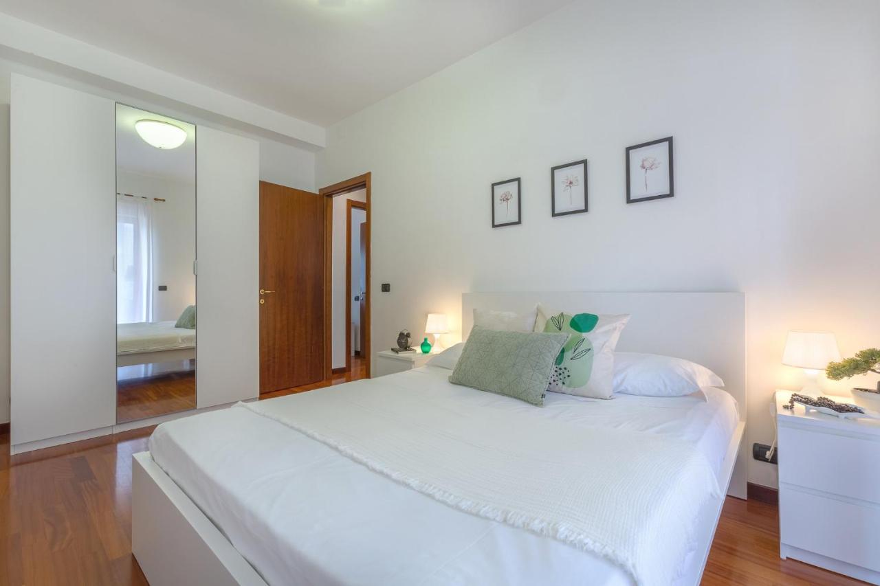 Prospettiva Corso Giovecca Apartment Ferrara Bagian luar foto